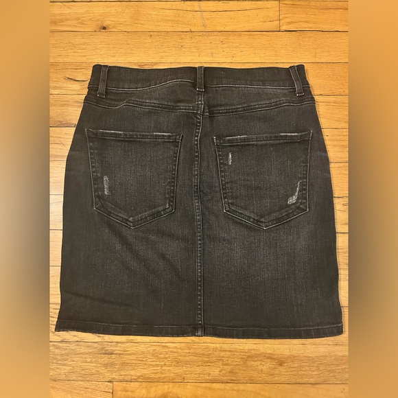 Express Mini Skirt - Picture 3 of 5